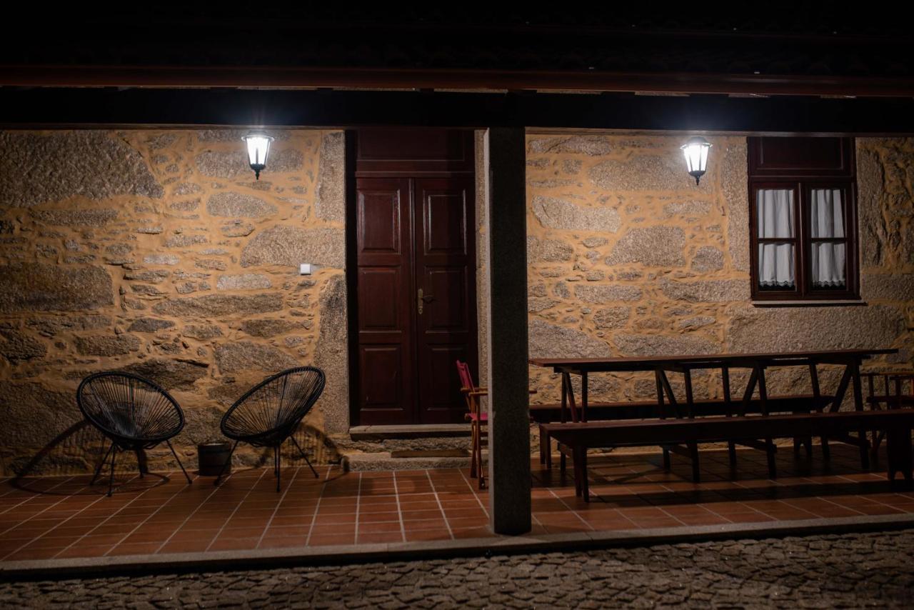 Quinta De Vila Nova - Agroturismo Monção Exteriör bild