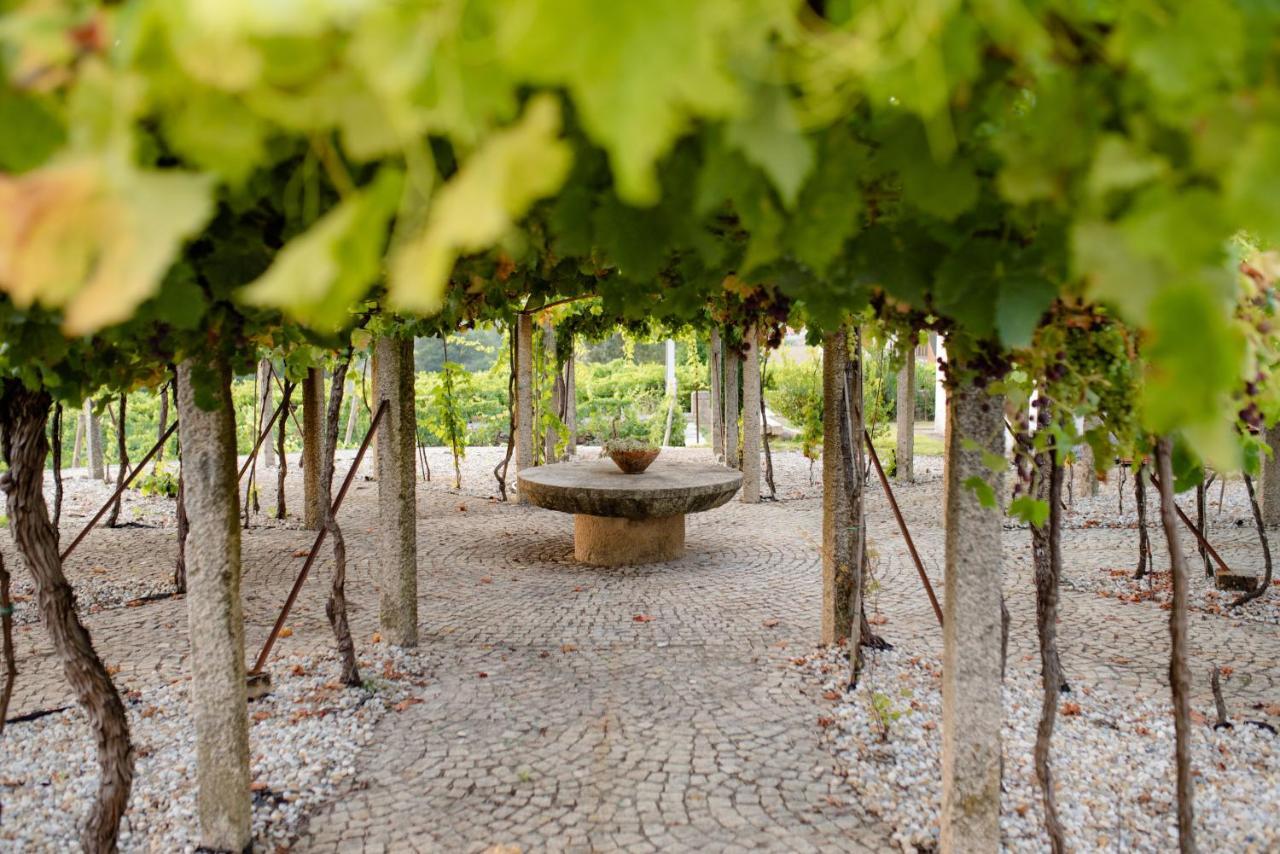 Quinta De Vila Nova - Agroturismo Monção Exteriör bild