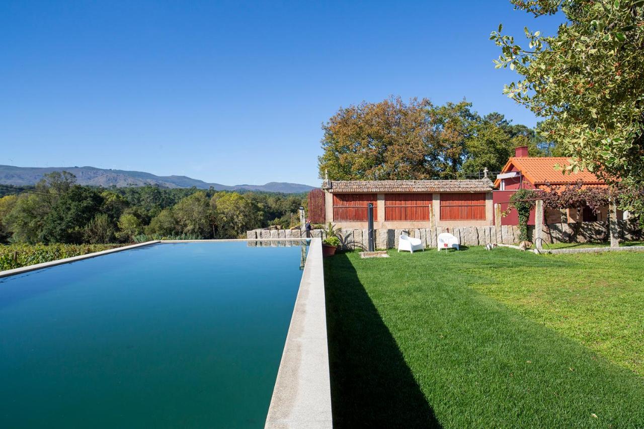 Quinta De Vila Nova - Agroturismo Monção Exteriör bild